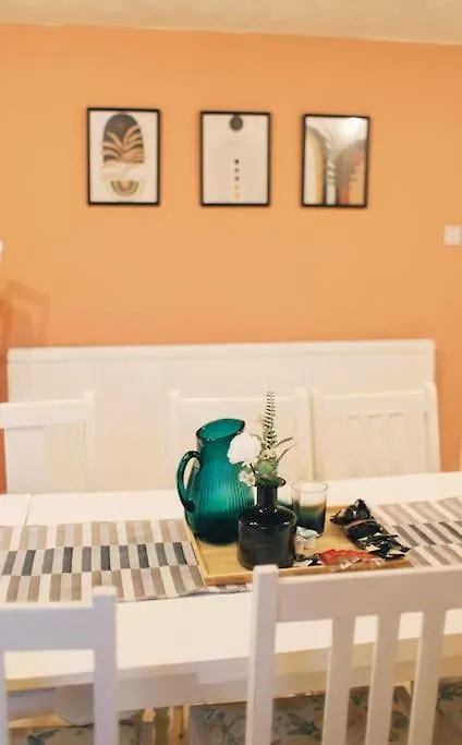 20% Monthly Stays - 3 Bedrooms @ Homevy Leeds Beeston Hill